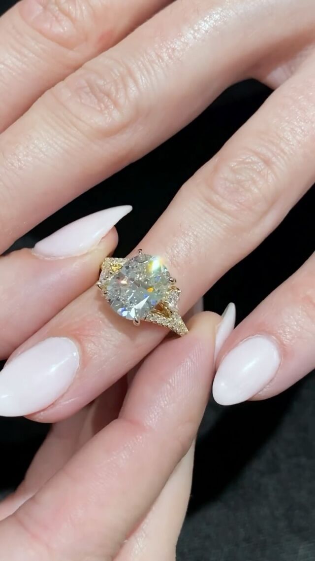 Custom Jewelry Vancouver | Diamond Buyers Vancouver | Lux Jewels
